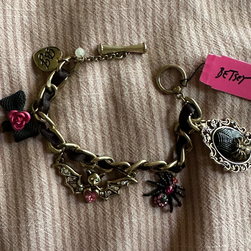 Betsey Johnson Halloween charm bracelet